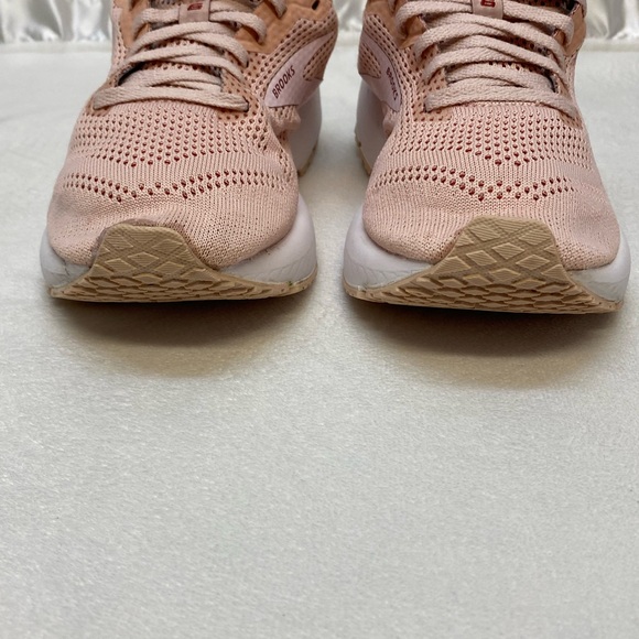 Brooks Revel 6 athletic running shoes in the Peach Whip/Pink women’s size 6.5 - Picture 4 of 12